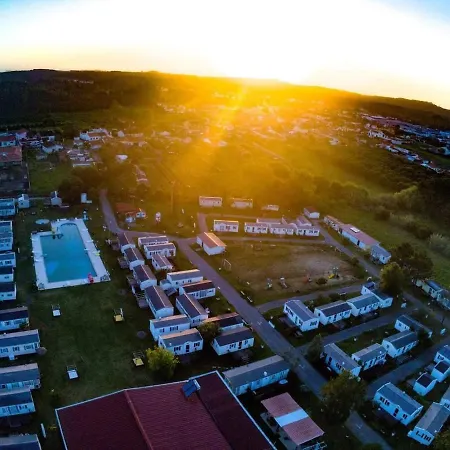 Natur Camping Bungalow T2 - 13 Pataias
